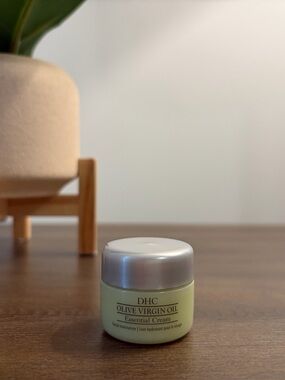 DHC Olive Virgin oil Essential Cream 10g/0.35oz